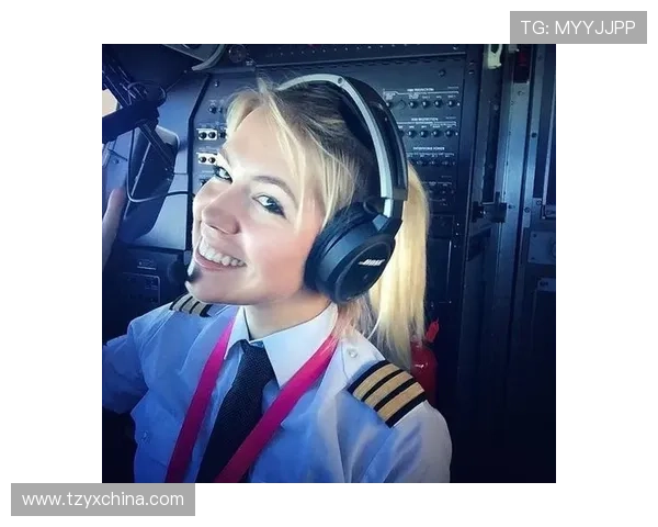 荷兰人勇敢追梦探索蓝天 创新精神引领飞行技术新篇章 荷兰人勇敢追梦探索蓝天 创新精神引领飞行技术新篇章